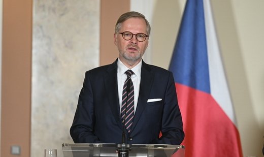 Czech premier blames Russia over failed arson attempt in Prague
