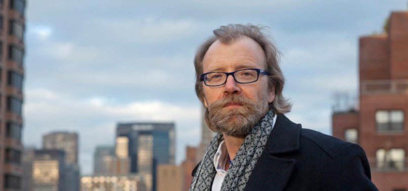 US AUTHOR GEORGE SAUNDERS FAVORITE TO WIN MAN BOOKER PRIZE