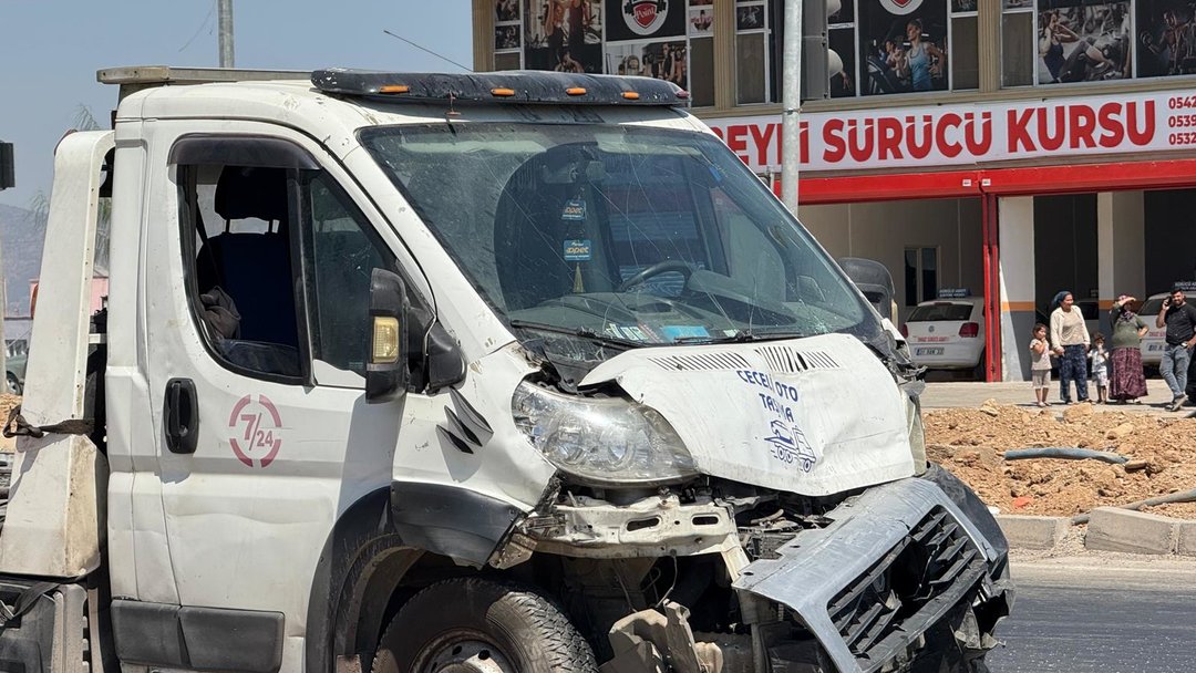HATAY’DA FECİ KAZA: 3 ÖLÜ