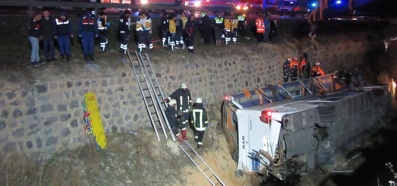 7 KILLED IN BUS CRASH IN WESTERN TURKEYS AFYONKARAHISAR