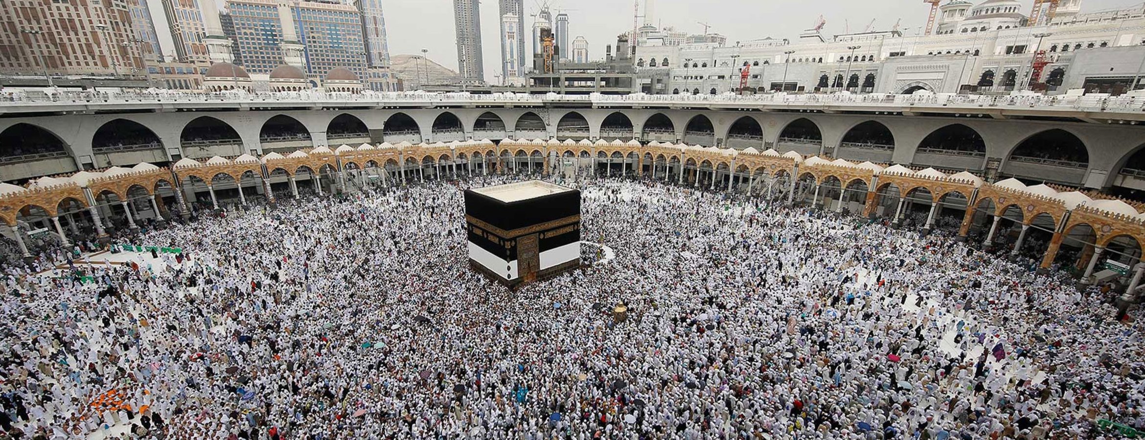 Suudi Arabistan’da 75 bini aşkın kişi hac yönetmeliklerini ihlal ettiği için geri gönderildi