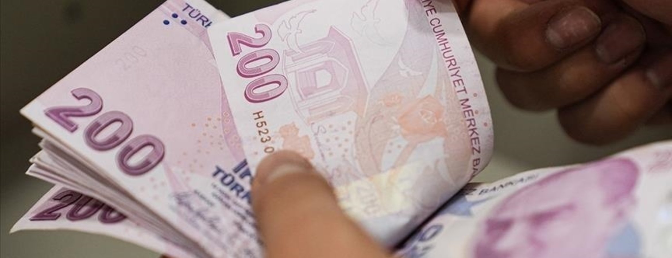 Asgari ücret 2026 yılı için net 28 bin 75 lira olarak belirlendi