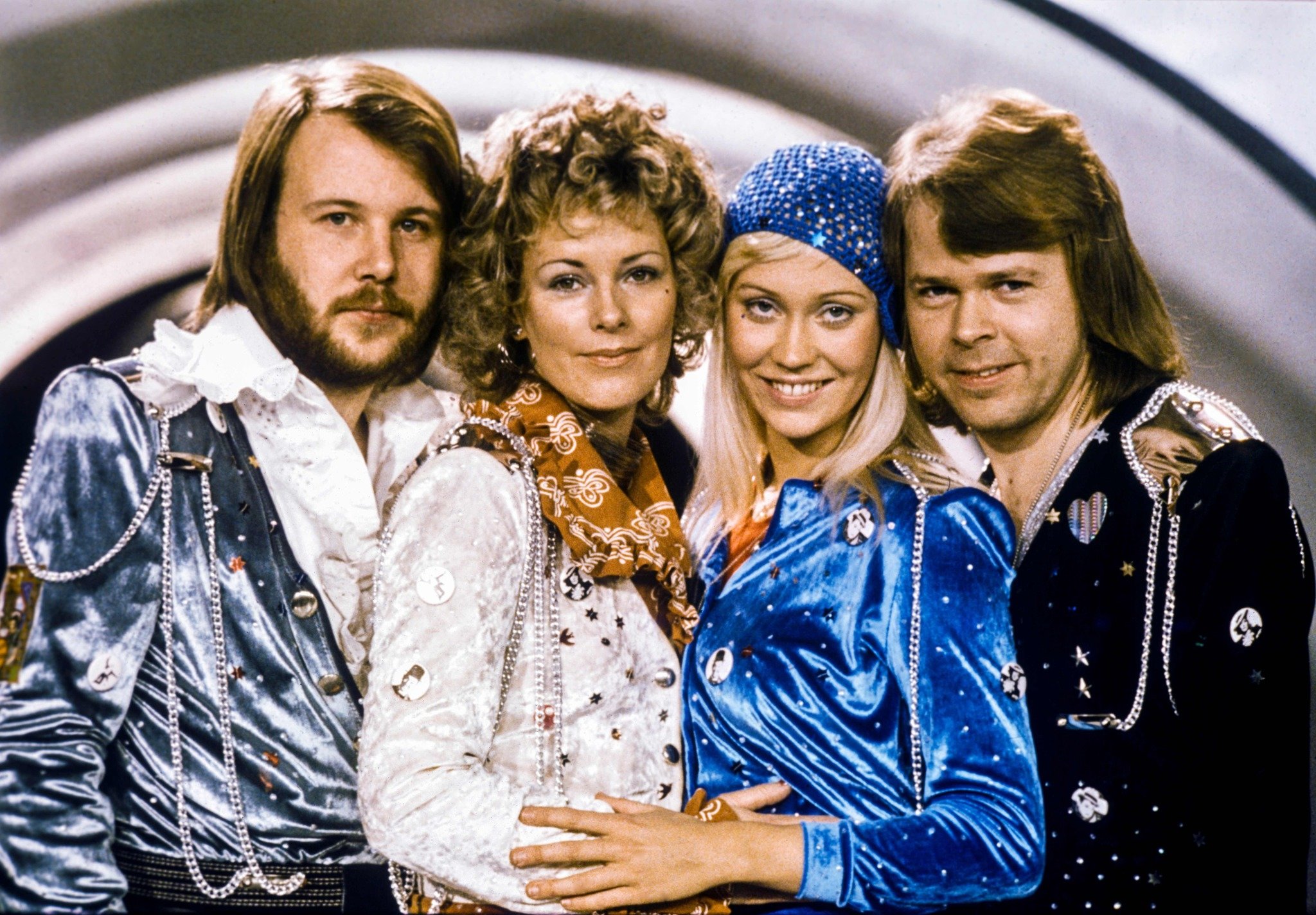 ABBA: EFSANE GERİ DÖNÜYOR