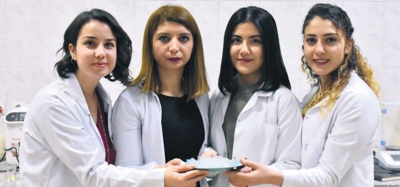TURKISH UNIVERSITY STUDENTS PRODUCE EDIBLE PLASTICS