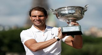 Nadal başarıya doymuyor