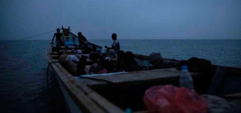 20 die as smugglers push 80 migrants off boat in Djibouti - anews