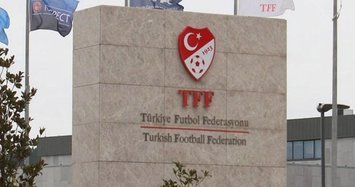 Football fans welcome back at matches in limited numbers in Turkey