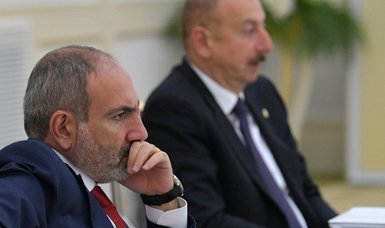 Armenia, Azerbaijan leaders discuss peace at first meeting in months