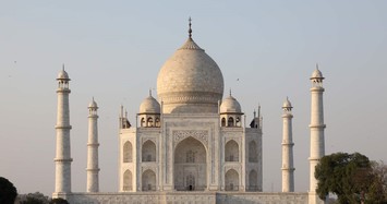 Activists accuse Indian government of trying to privatize Taj Mahal