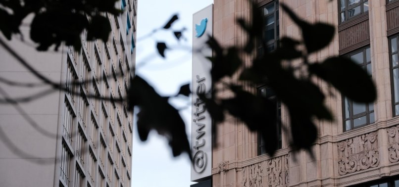 WILL LAYING OFF TWITTER EMPLOYEES VIOLATE AMERICAN LAW?