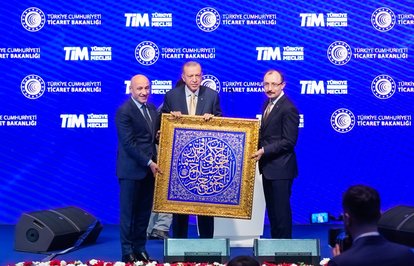 İhracatçıverdiğisözütuttuhedefaşıldı