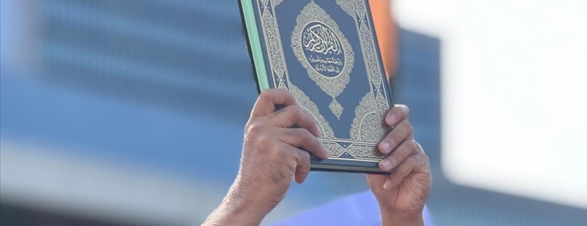 İsveç’te Kur’an-ı Kerim yakan bir kişi nefret suçundan ceza aldı