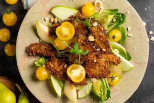 Çıtır Mantarlı Hindiba Salatası