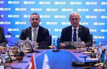 TCMBBaşkanıFatihKarahanDEİKYönetimKurulundaişdünyasıylabuluştu