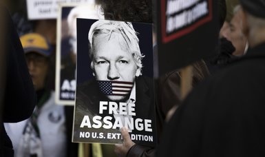 Russia slams UK's decision to extradite WikiLeaks' co-founder to US