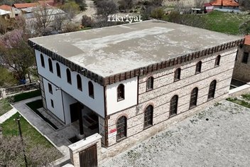 Selçuklu’nun sekiz asırlık kubbesiz cami