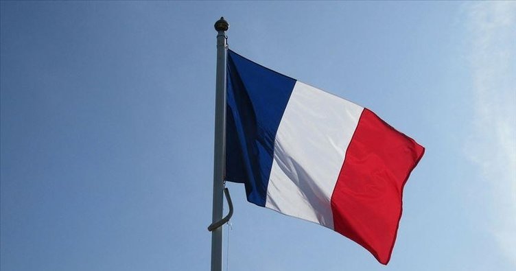 Fransa ekonomisi siyasi kriz nedeniyle son çeyrekte geriledi