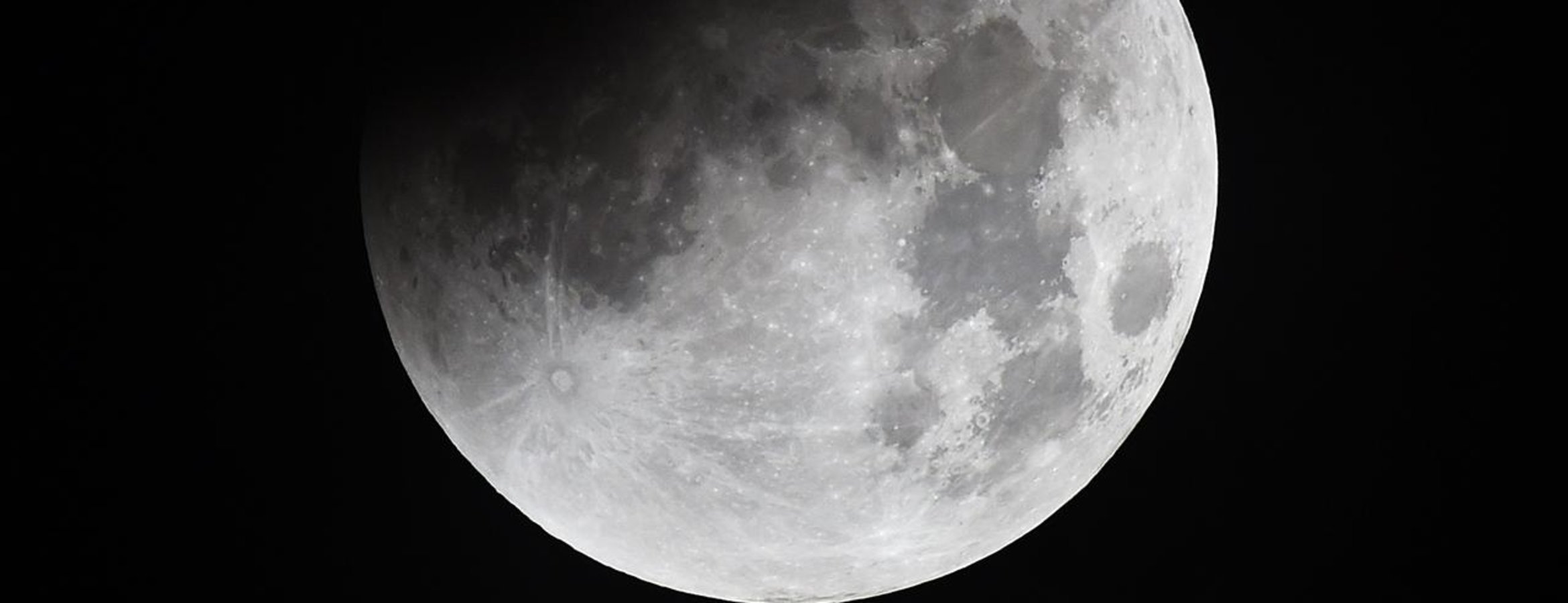 Çin, Ay’da iki yeni mineral keşfetti