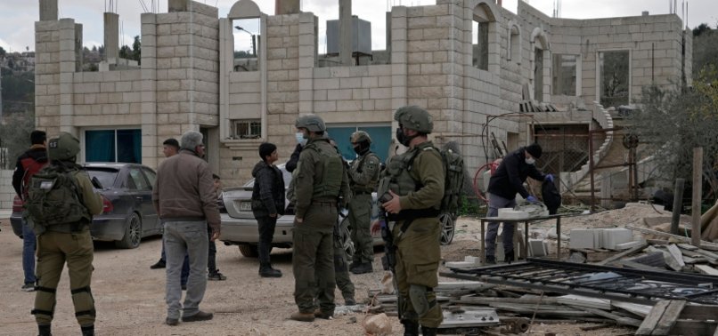 3 PALESTINIANS INJURED IN ATTACK BY JEWISH SETTLERS IN OCCUPIED WEST BANK