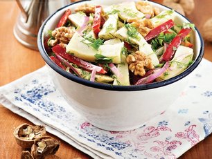 Enginar Salatası