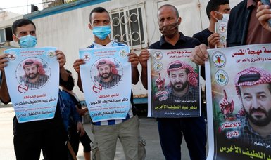 Palestinian detainee al-Akhras transferred from Kaplan Hospital to Ramallah Prison Hospital