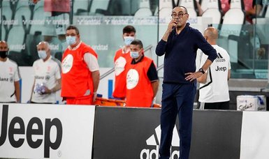 Lazio hint at Sarri appointment with cigarette emoji