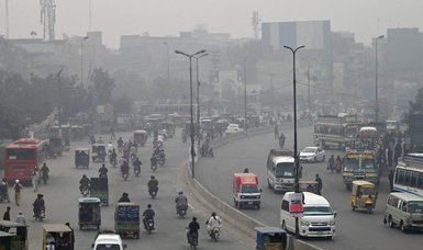 Pollution forces city-wide closures of businesses, schools in eastern Pakistan