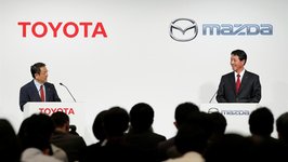 İKİ JAPON DEVİNDEN BÜYÜK ORTAKLIK