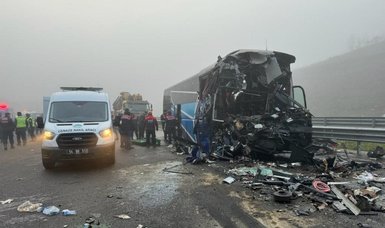 Traffic pileup on Northern Marmara Highway: 10 dead, 59 injured