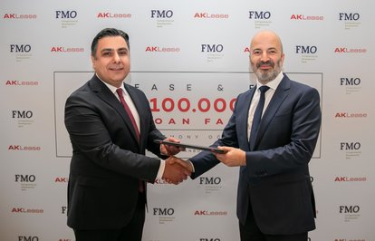 AKLeasee100milyoneuroluksendikasyon