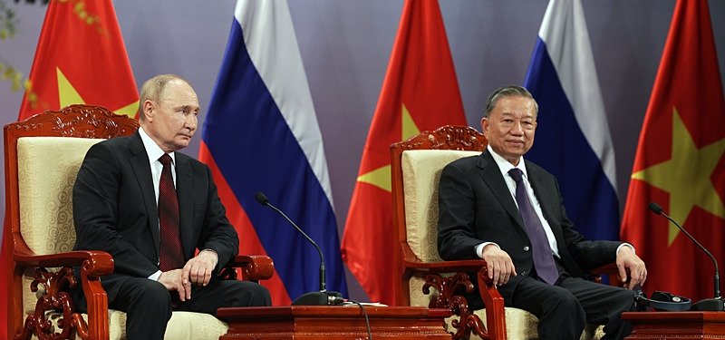 Russia, Vietnam sign 15 documents aimed at expanding bilateral cooperation in different fields