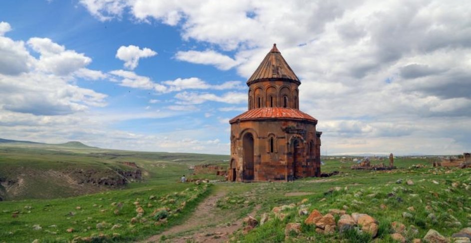 Geçmişin İzlerini Günümüze Taşıyan Kars