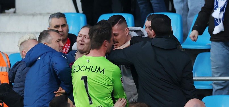 BOCHUM GOALKEEPER RIEMANN IN ALTERCATION WITH FANS AFTER DEFEAT
