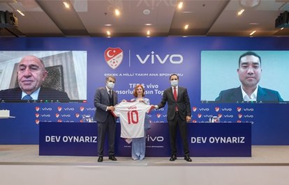 vivoTürkiyeErkekFutbolAMilliTakımınınAnaSponsoruoldu
