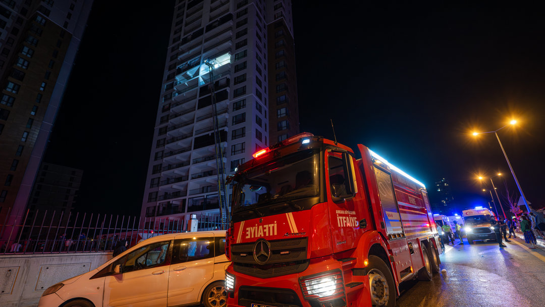ANKARA’DAKİ YANGINDA 3 KİŞİ ÖLDÜ