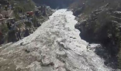 Himalayan glacier bursts in India, 100-150 feared dead in floods