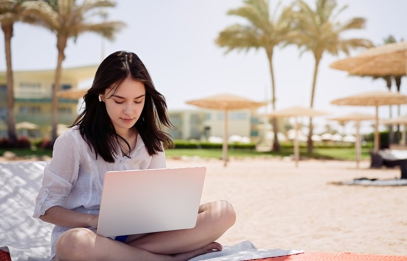 Uzaktan çalışarak tatil dönemi