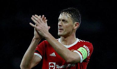 Matic signs one-year deal to reunite with Mourinho at Roma
