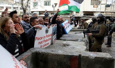 Palestinians commemorate Ibrahimi Mosque massacre on 28th anniversary