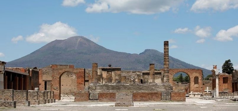 TWO MORE VICTIMS OF VOLCANO ERUPTION FOUND IN ROMAN RUINS OF POMPEII