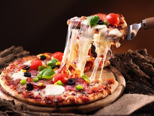 Ev Yapımı Pizza