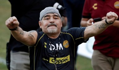 Maradona undergoes successful brain surgery on blood clot