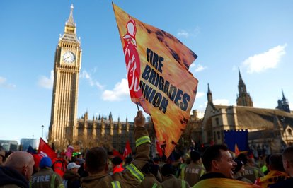 Grevlerinfelçettiğiİngilteredeaskerlergörevyapacak