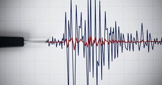 İran’da şiddetli deprem meydana geldi!