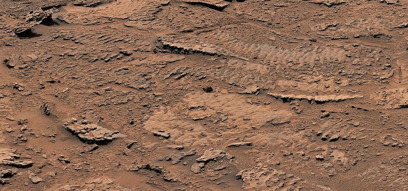 NASAS CURIOSITY ROVER DISCOVERS CLEAREST EVIDENCE OF WATER ON MARS