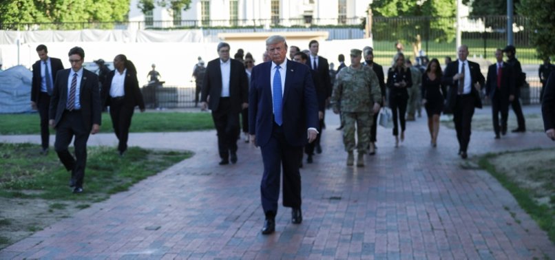 TEAR GAS FIRED ON PROTESTERS NEAR WHITE HOUSE AS TRUMP SPEAKS