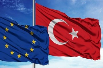 AB Komisyonu, Türkiye ekonomisinin dirençli kalmaya devam edeceğini öngördü