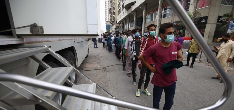 Pakistan reports 5,661 new COVID-19 cases, highest since April