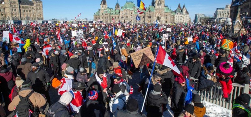 THOUSANDS PROTEST COVID MANDATES AND RESTRICTIONS IN OTTAWA