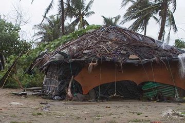Arakan’da kundaklanan Müslüman köyleri